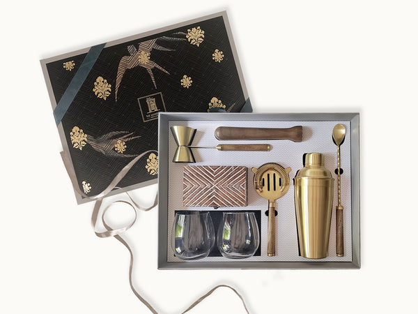 Unleash Your Brand's Swag with High-End Luxury Corporate Gifts - SwagMagic  blog